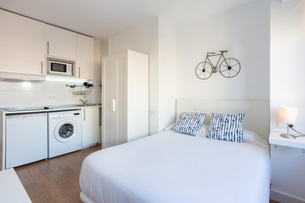 Apartament Lu&Cia Malagueta 9 Malaga Zewnętrze zdjęcie